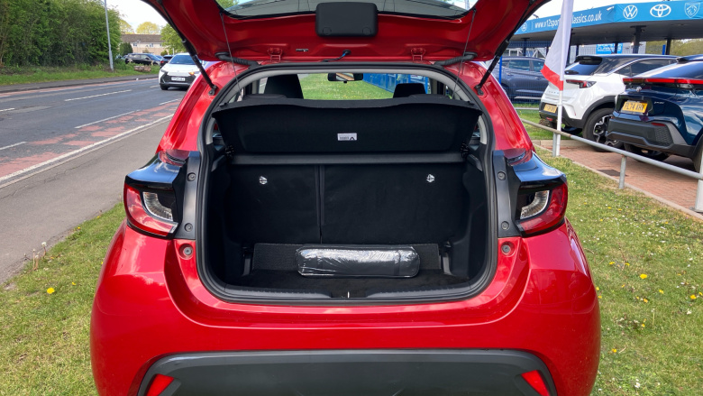 Toyota Yaris 1.5 Hybrid Icon 5dr CVT Hybrid Hatchback
